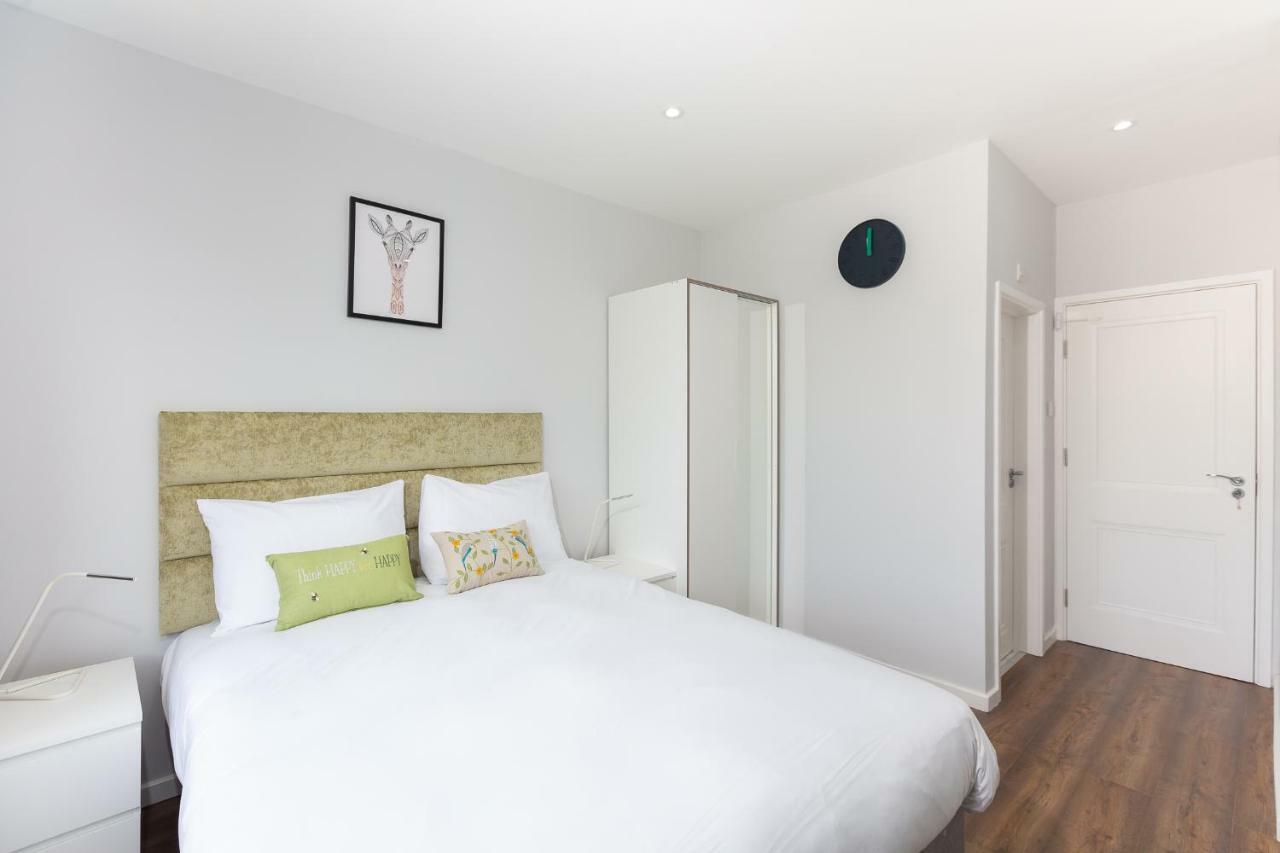 Austin David Apartments 해로우 외부 사진