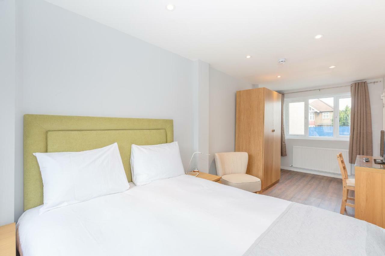 Austin David Apartments 해로우 외부 사진