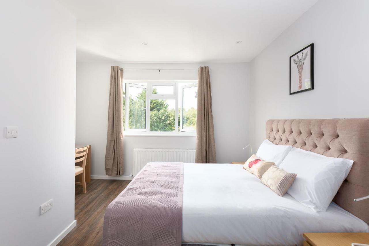 Austin David Apartments 해로우 외부 사진
